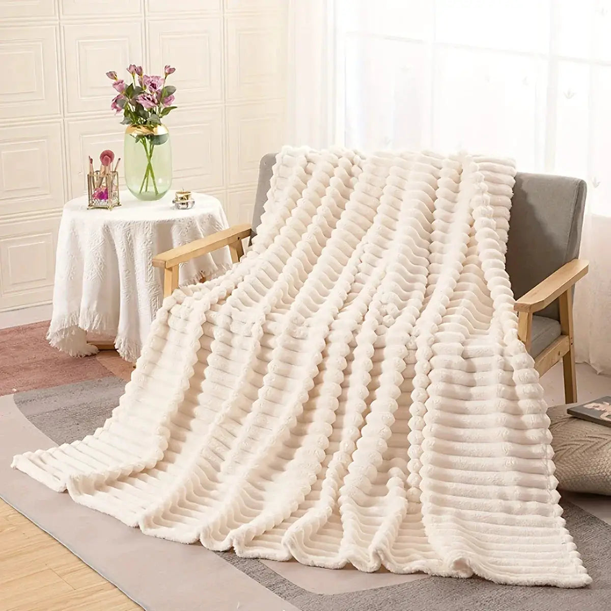 Solid Color Flannel Throw Blanket for Travel Soft Warm