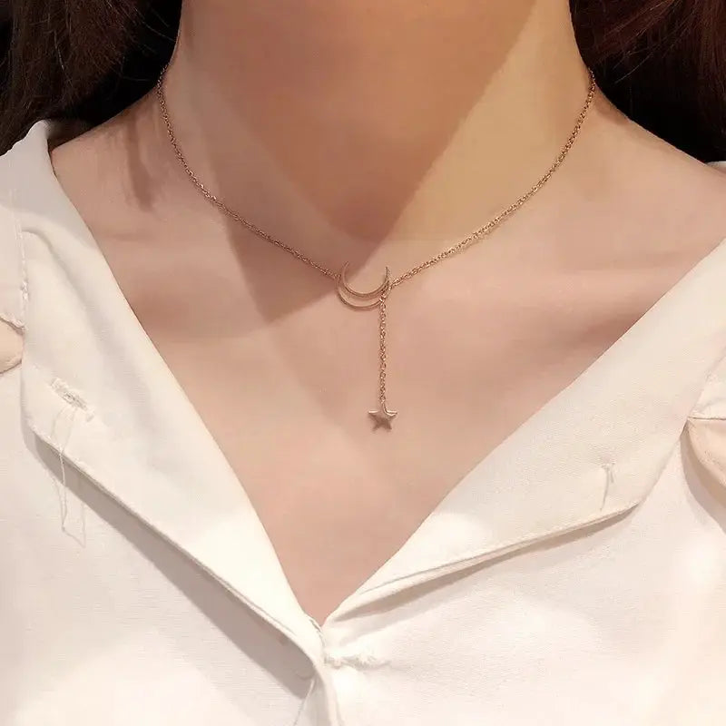 Moon Star Pendant Choker Necklace For Women Elegant