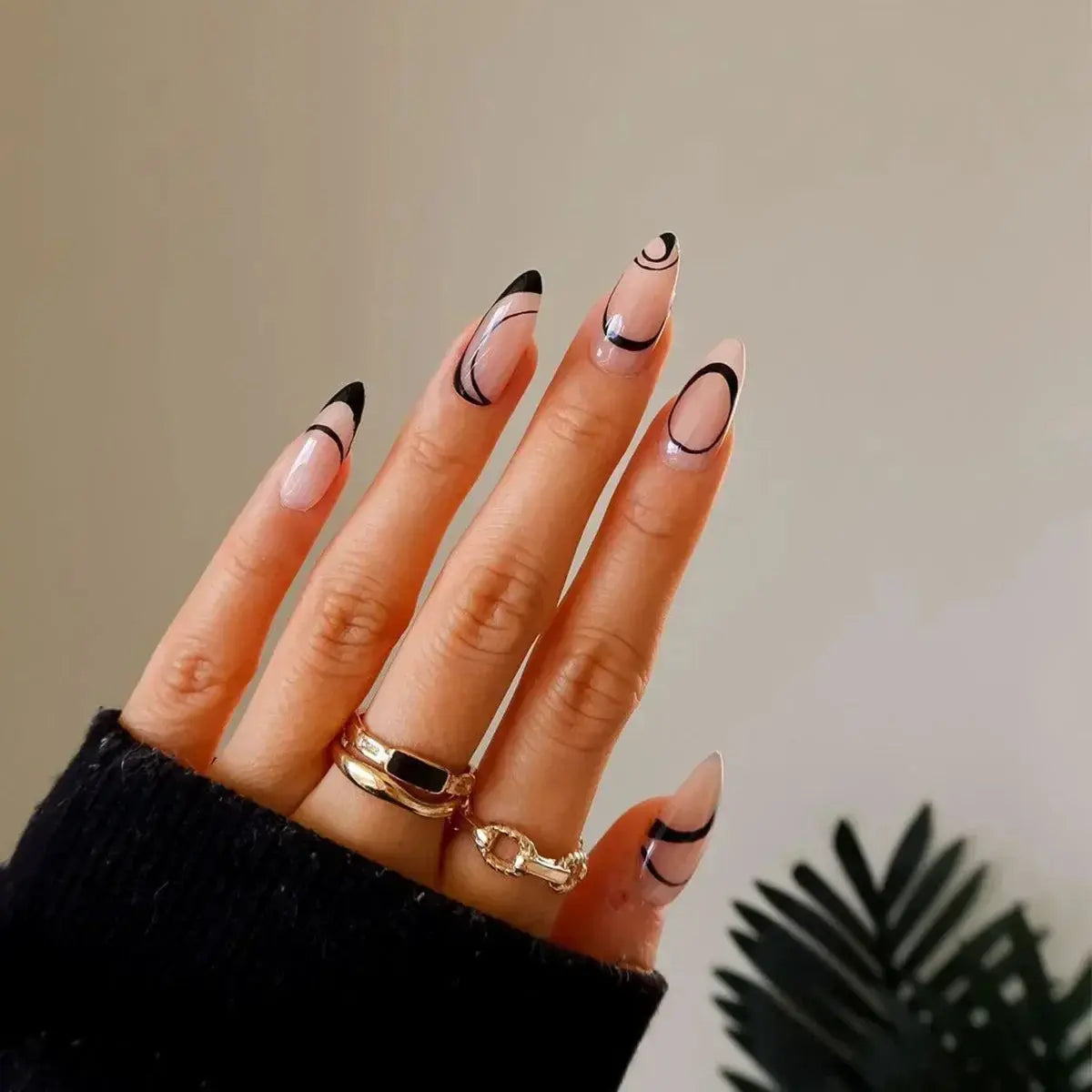 24Pcs Light Green Stripe Gradient Full Cover Fake Nails Set
