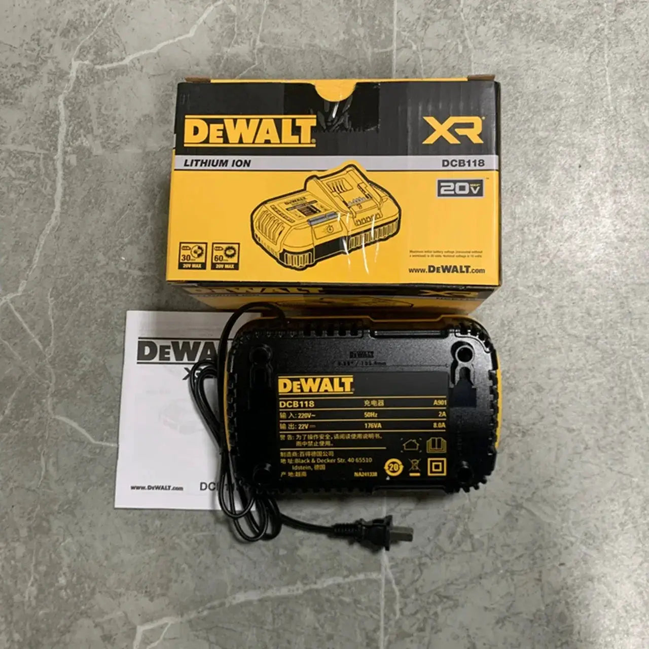 DCB118 Fast Charger For 20V MAX And 60V Batteries Ready