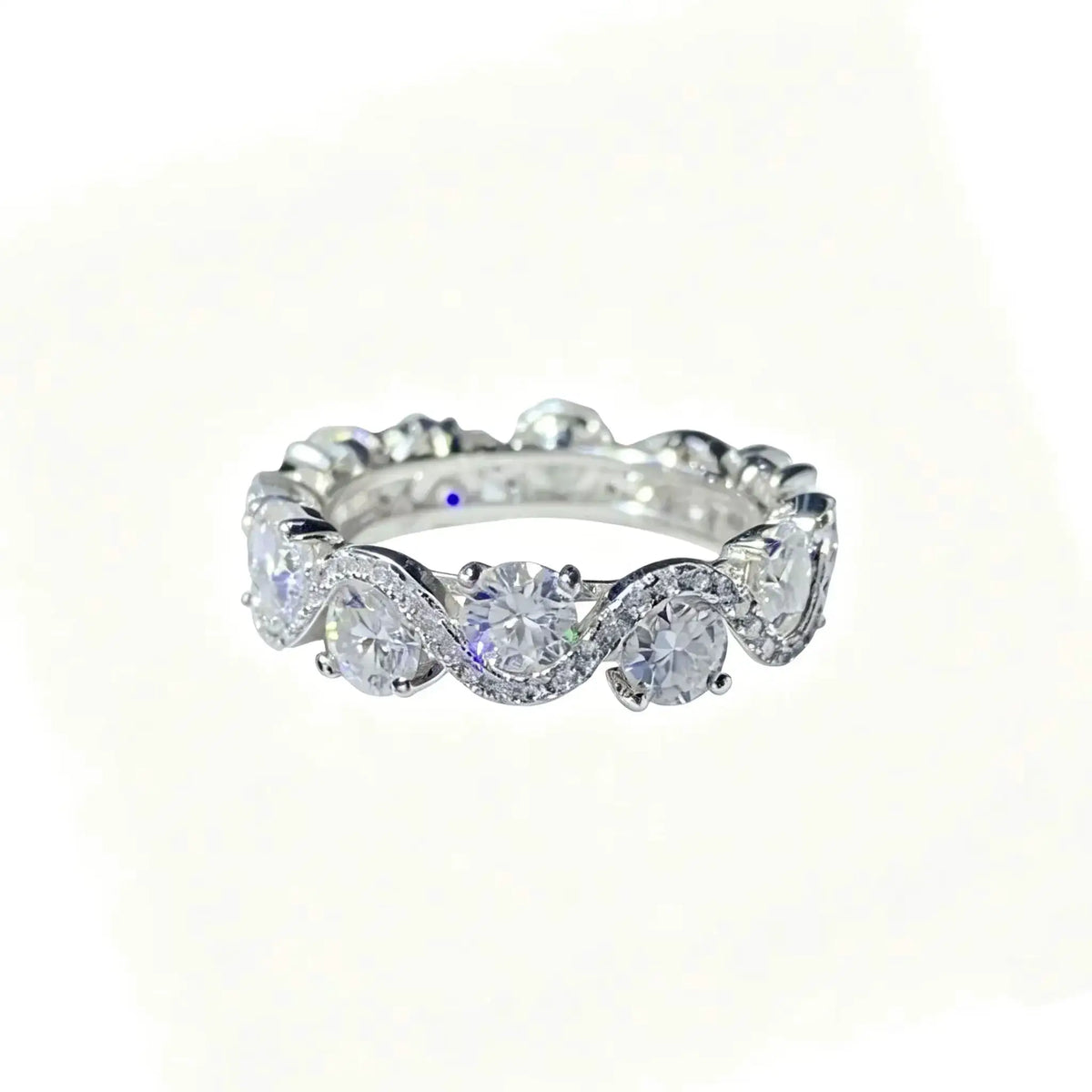 Sterling Silver Moissanite Wavy Ring — product image 2