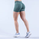 Women's Seamless Scrunch Butt Biker Shorts - Stylish Yoga Wear