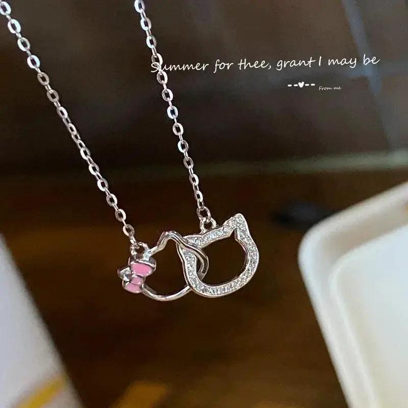 Hello Kitty Sparkling Zircon Pendant — product view 10