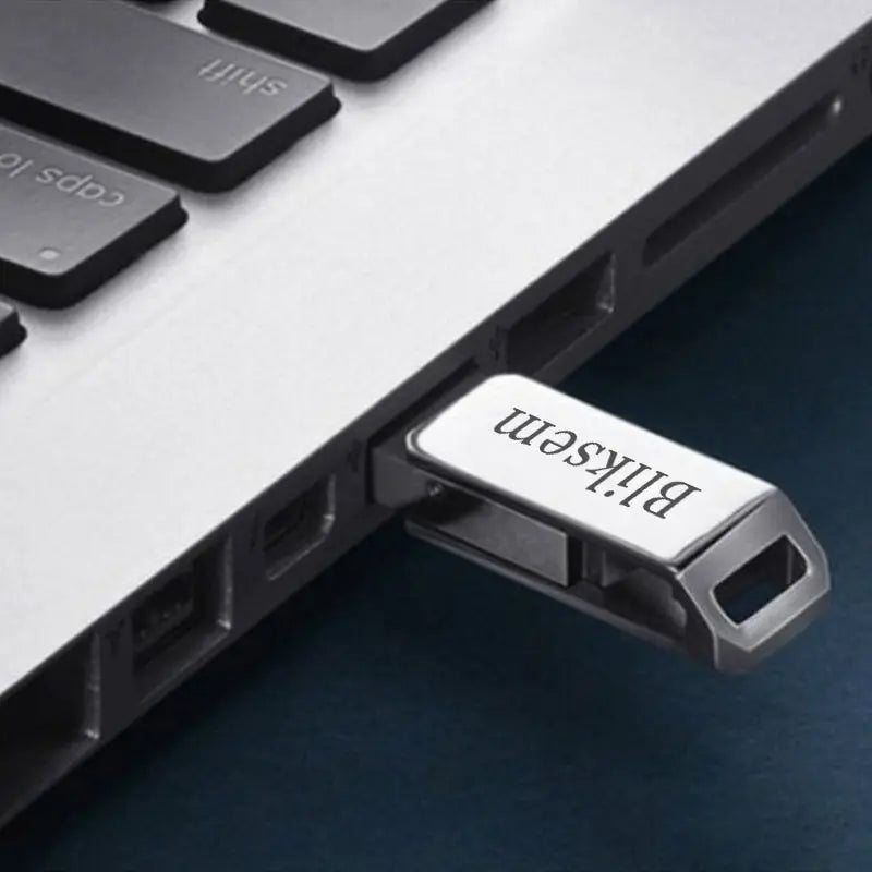 Bliksem Flash Drive for Storage