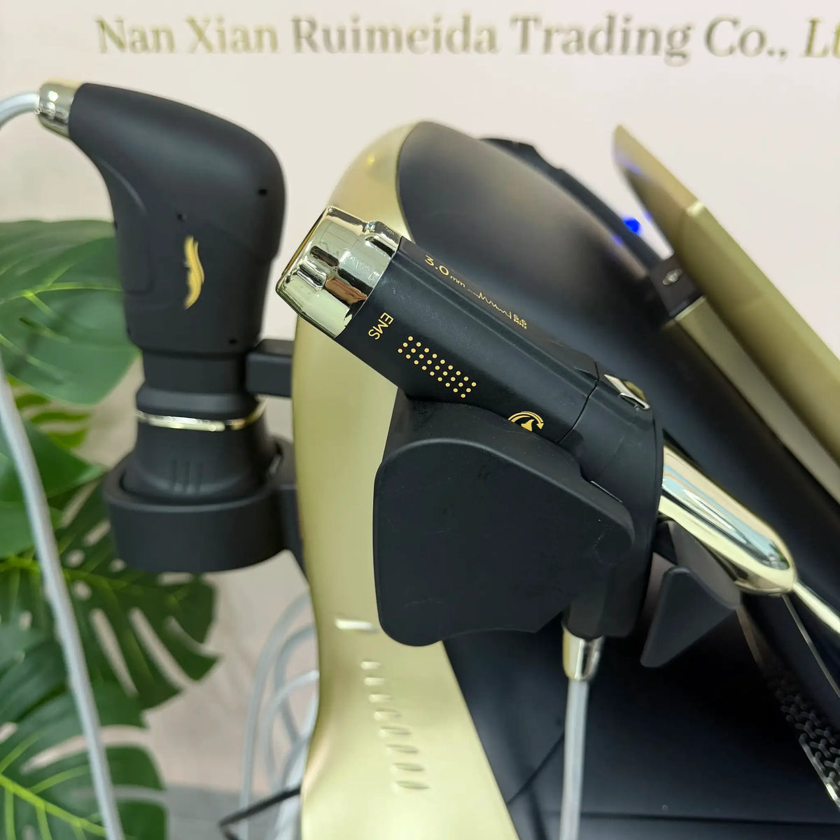 360MAX 25D HiFU 3 In 1 Technology Machine For Non Invasive Facial Slimming Anti Aging And Body Firming