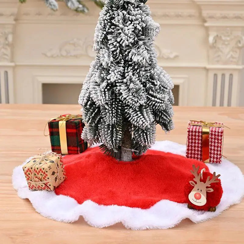 Elegant Faux Fur Christmas Tree Skirt With Sequins