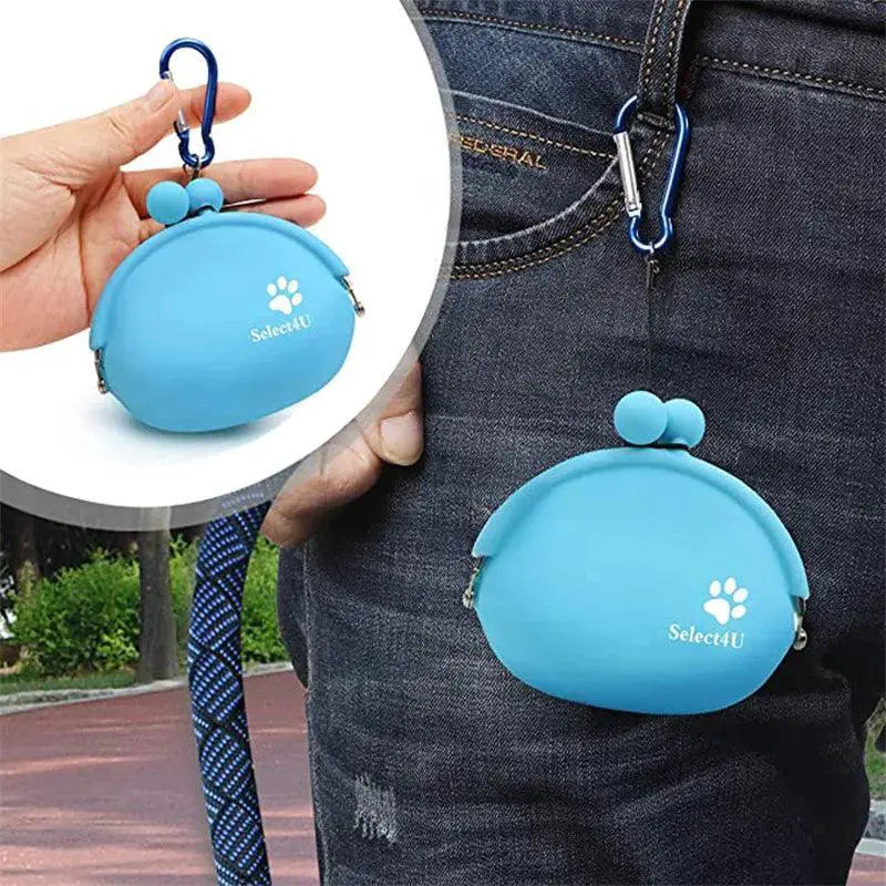 Silicone Pet Training Snack Bag For Easy On The Go Training