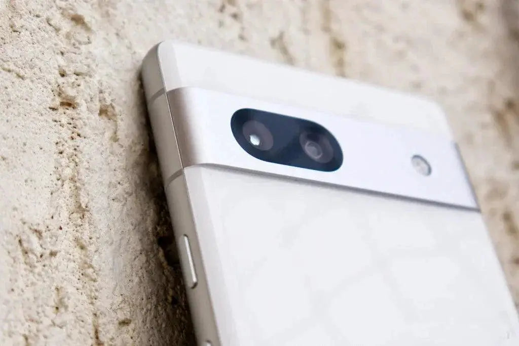 Google Pixel 7a 5G Smartphone 8GB RAM 128GB Storage