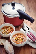 Pressure Cooker 20cm Non-Stick Aluminum with 4.5L Capacity