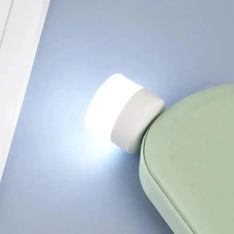 USB Night Light Compact Mini Lamp for Reading and Travel