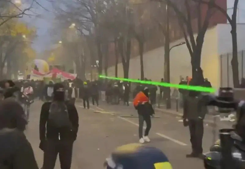 190 To 550nm OD 5 Green Laser Safety Glasses Red Lenses - OurLum.com