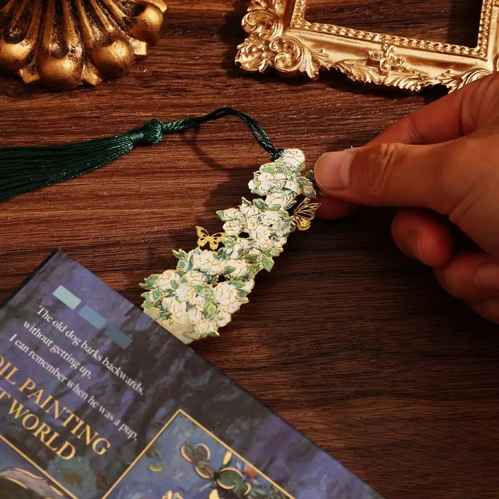 Retro-Style Painted Metal Bookmark, Floral Openwork Design, With Long Tassels, Suitable For Office Supplies, Students, And Readi