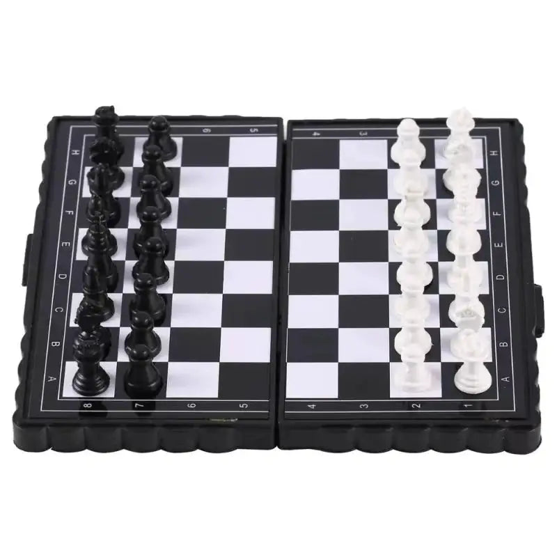 Mini Magnetic Chess Set Folding Magnetic Plastic Chessboard Board Game Portable Kid Toy Portable Outdoor