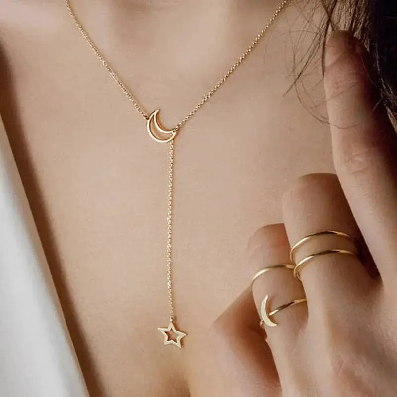 Moon Star Pendant Choker Necklace For Women Elegant