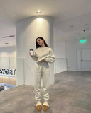 Cozy Women Tracksuit Set for Casual Wear