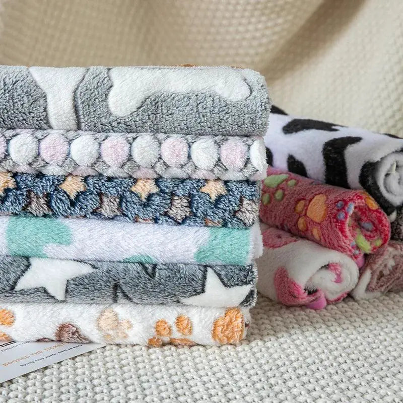 Cozy Pet Blanket Soft Plush Sleeping Mat For Dogs And Cats