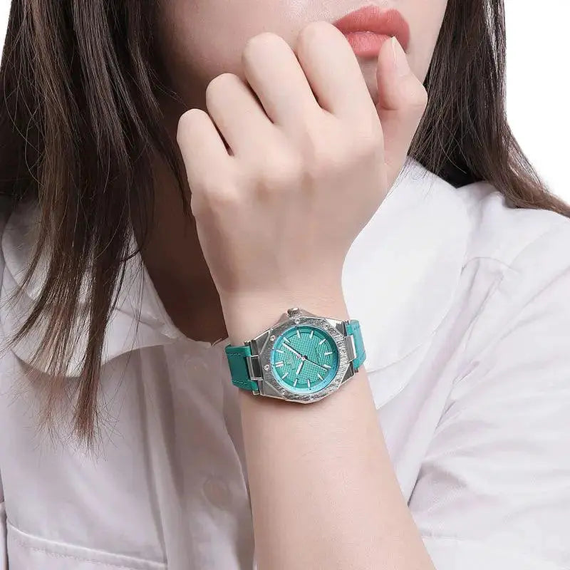 Naviforce Womens Quartz Watch Elegant Timepiece For Style