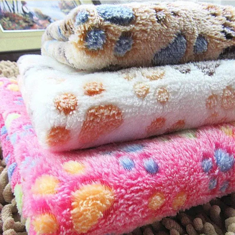 Cozy Pet Fleece Blanket For Dogs And Cats Winter Comfort Mat
