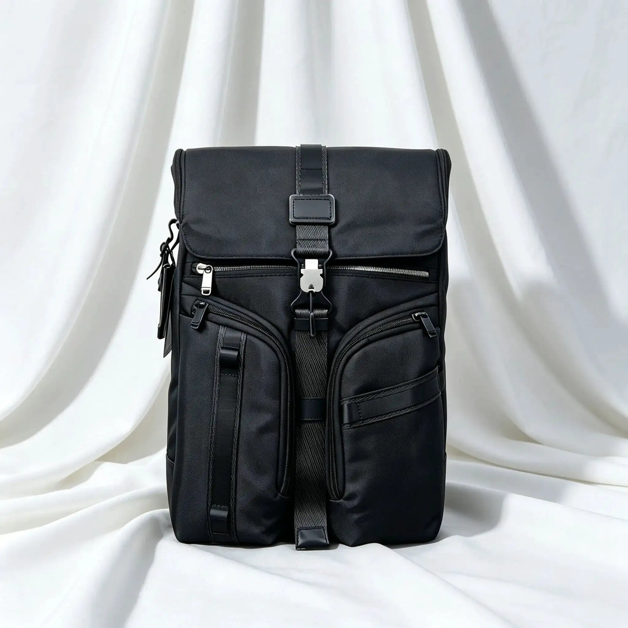 Men’s Large Capacity Roll‑Top Flip Cover Backpack, Magnetic Buckle Closure Rucksack, 43×33×17cm