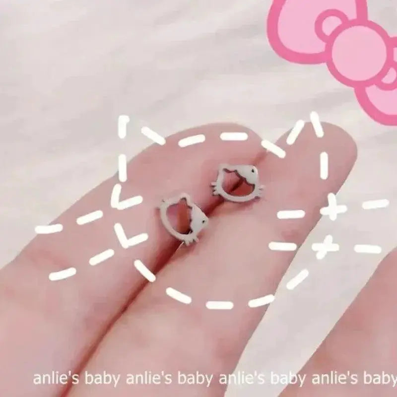 Hello Kitty Sparkling Zircon Pendant — product view 9