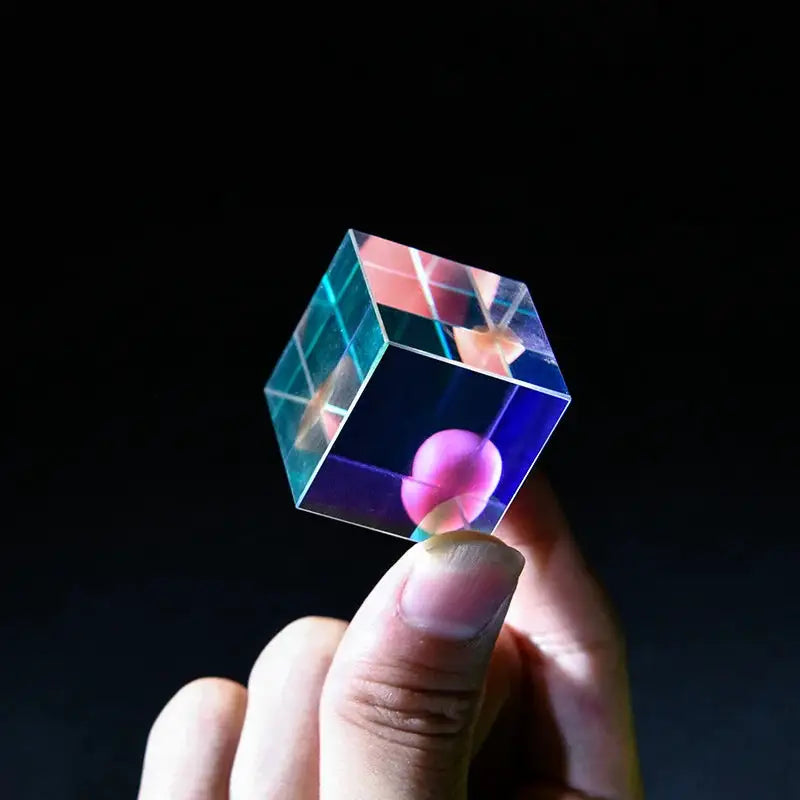 Magic Prism Cube - 20mm Crystal for 3D Photography