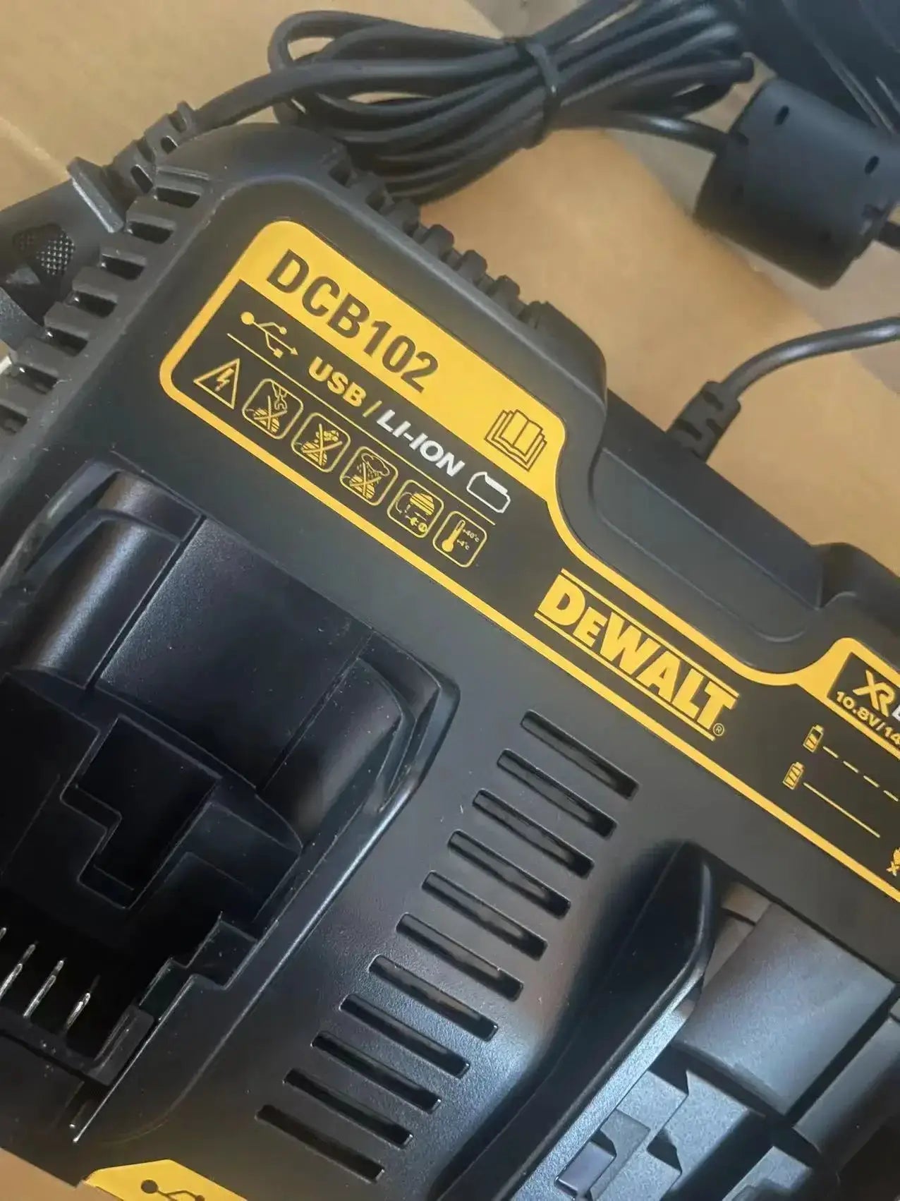 DCB102 Dual Lithium Ion Battery Charger Fast 4A Series