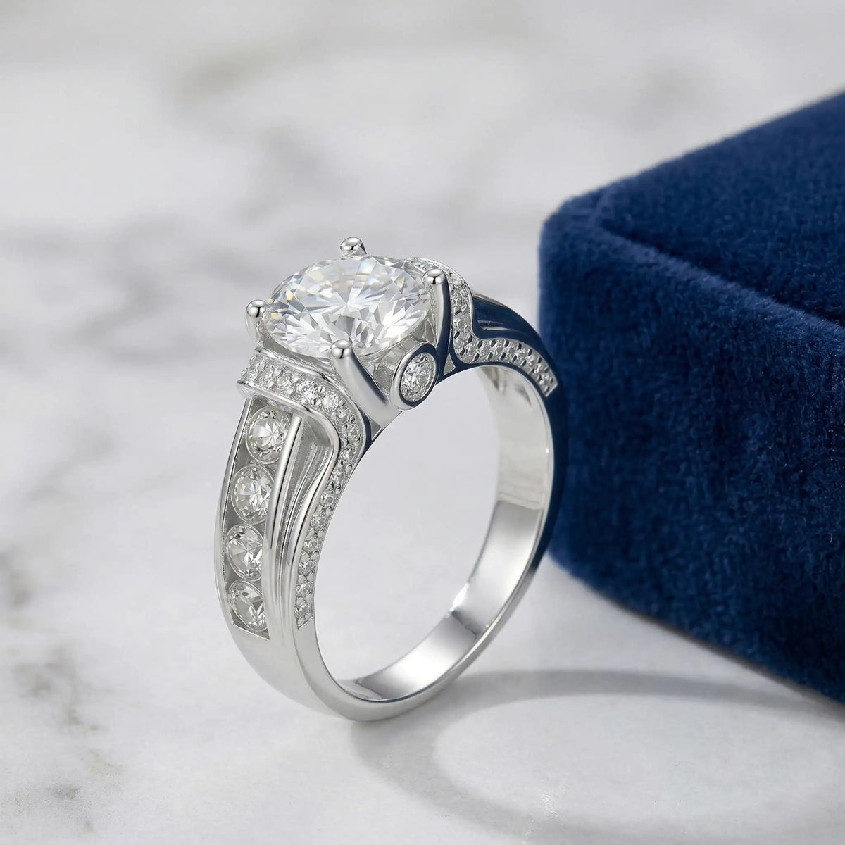 Sparkling Moissanite Diamond Ring — product image 3