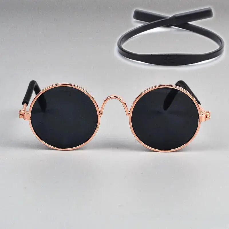 Stylish Pet Sunglasses for Cats and Dogs for Photo Fun