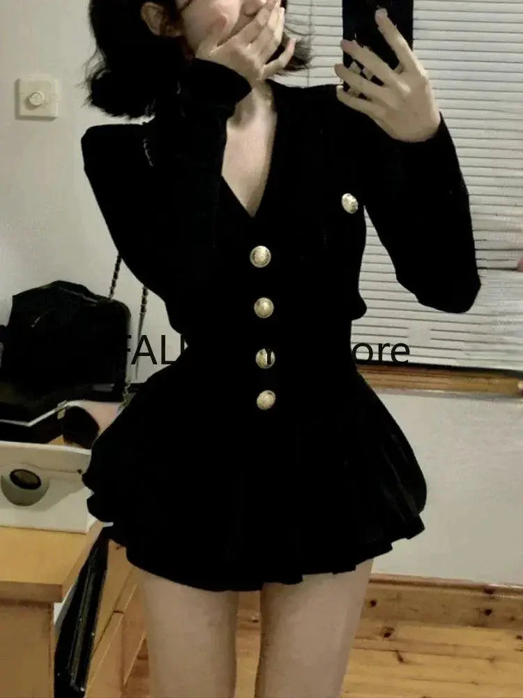 Elegant Two Piece Skirt Set French Knit Top Mini Skirt