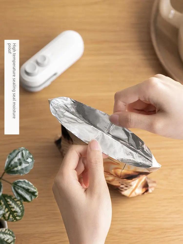 Mini Hand Pressure Snack Bag Sealing Machine Portable