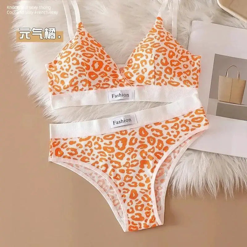 Chic Comfort Leopard Bra Set for Women — product view 10