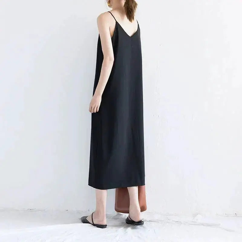Slimming V Neck Midi Dress Chic Comfort Stylish Fit Everyday