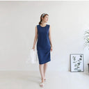 Sleeveless Cotton Dress: Summer Chic and Elegant Look