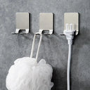 No-Drill Razor Hook Keeps Bath Tidy