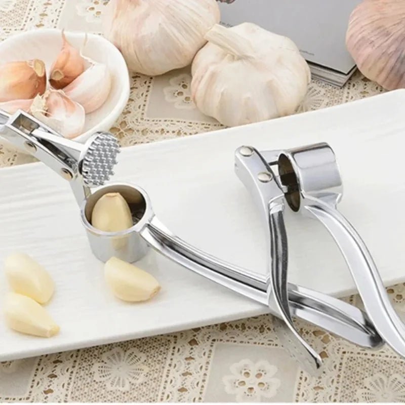 Aluminum Garlic Extruder Grinder Manual Press Gadget With Stainless Steel Blades