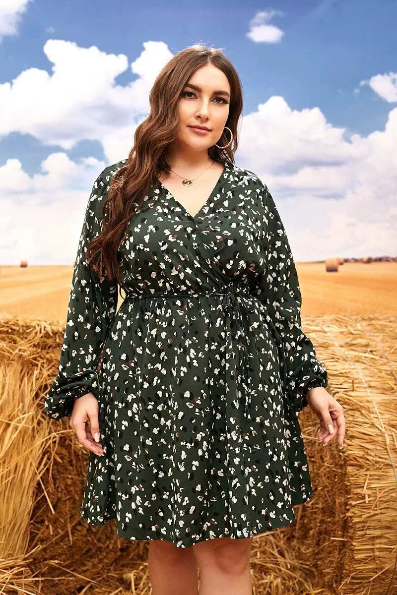Autumn Floral V Neck Plus Size Dress for Fashionable Women