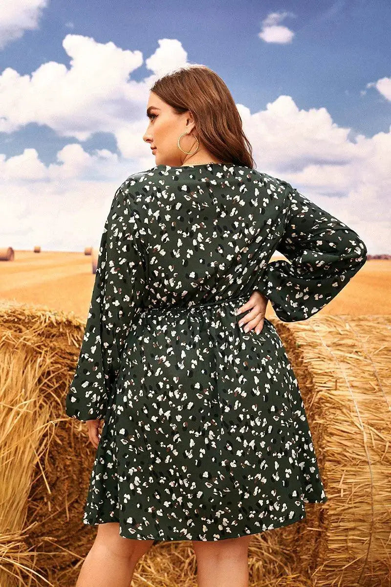 Autumn Floral V Neck Plus Size Dress for Fashionable Women