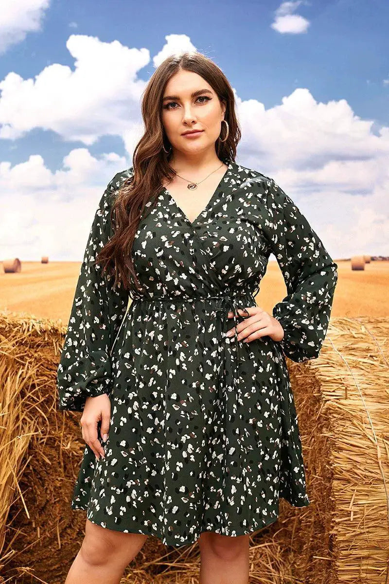Autumn Floral V Neck Plus Size Dress for Fashionable Women