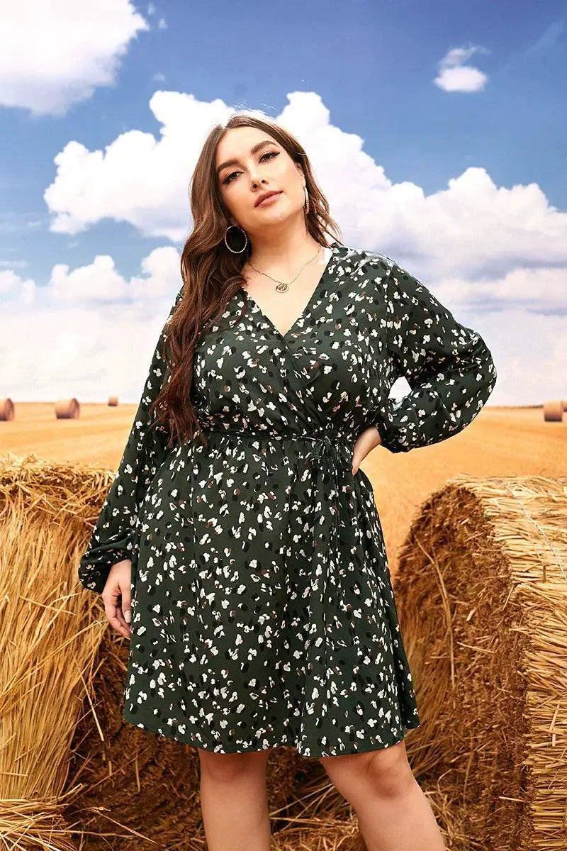 Autumn Floral V Neck Plus Size Dress for Fashionable Women