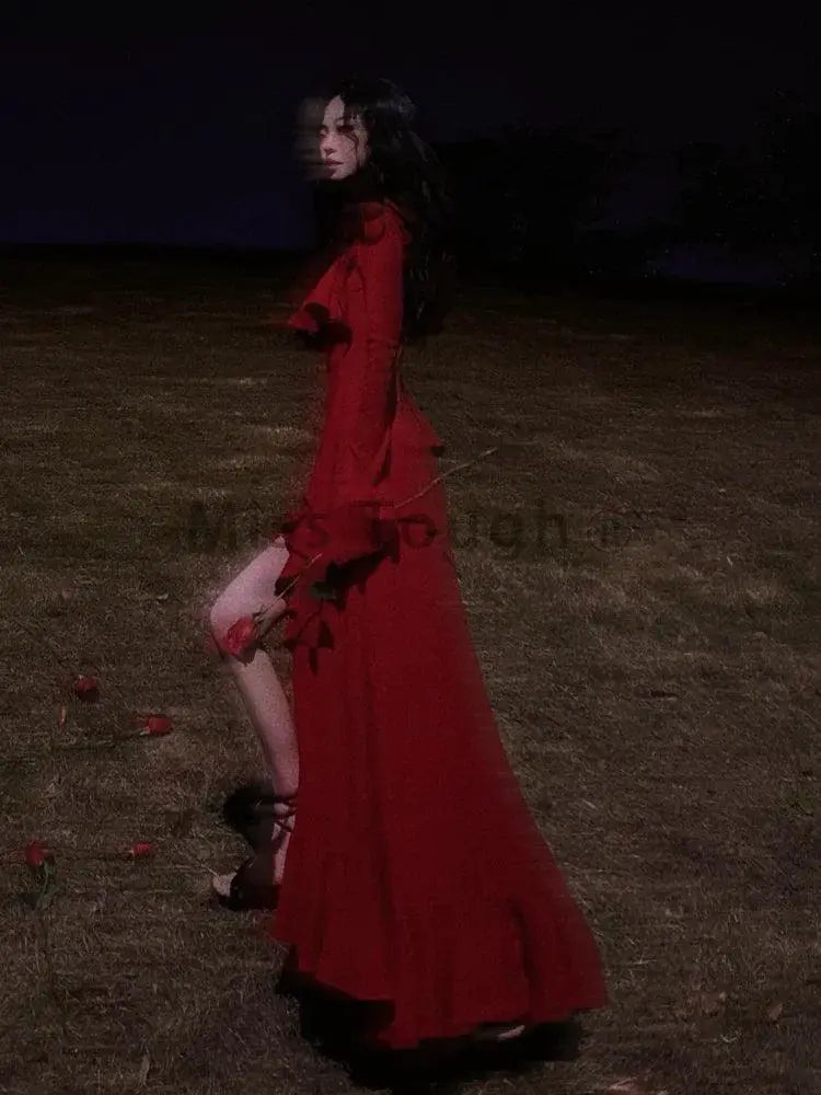 Autumn Red Vintage Dress With Designer Flare Sleeve Style
