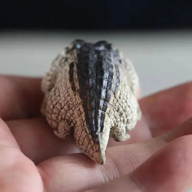 Boutique Purple Sand Crocodile Tea Pet Handmade Ornament