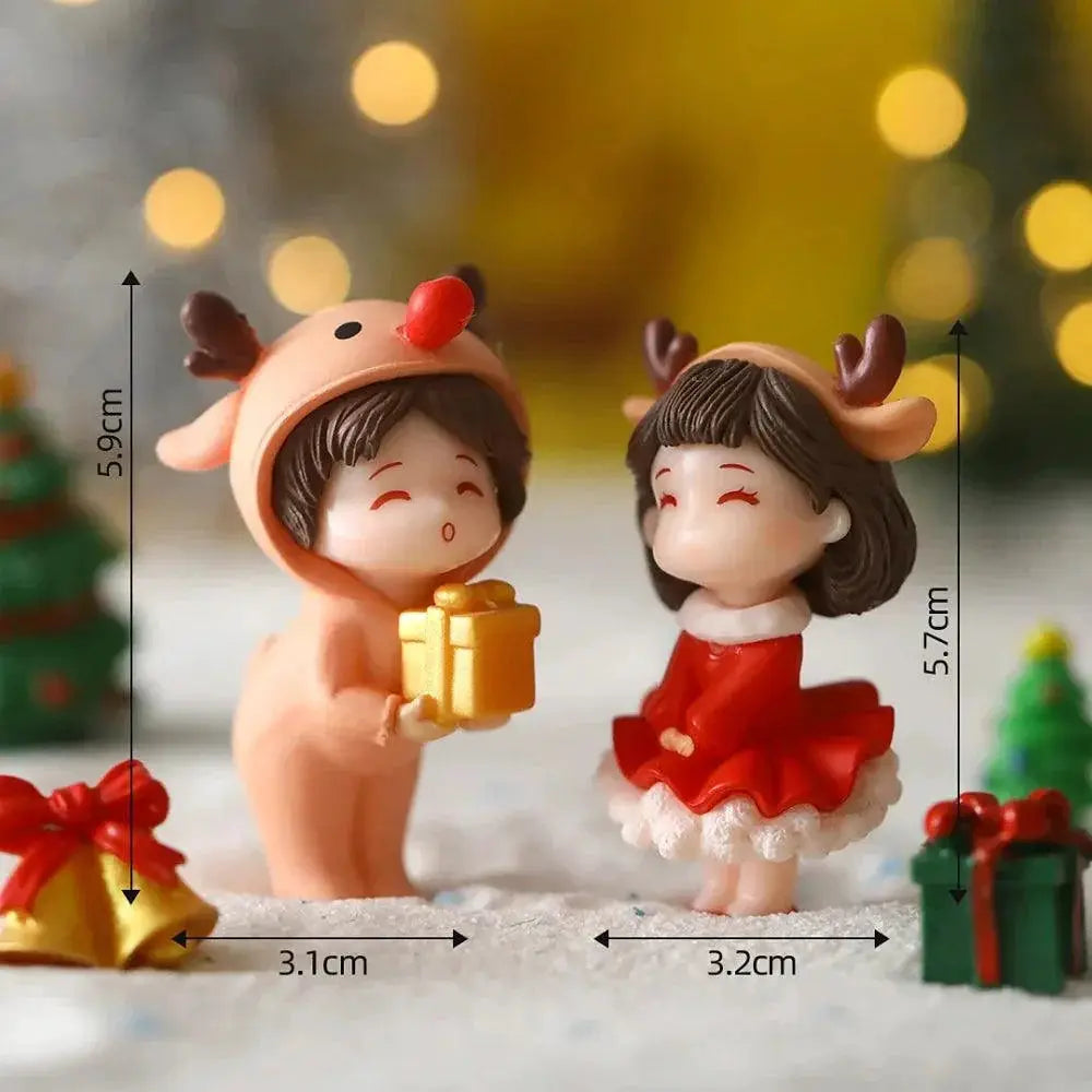 Charming Christmas Couple Ornaments Festive Tree Decor 2023