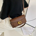 Smart Shoulder Bag for Everyday Use