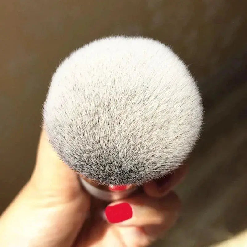 Chubby Pier Brush for Flawless Skin Makeup Tool Pro
