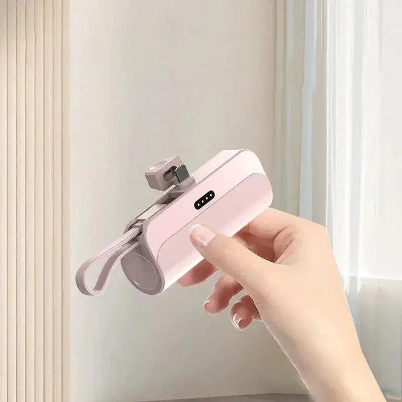 Compact 10000 mAh Fast Charging Power Bank Built In Cable
