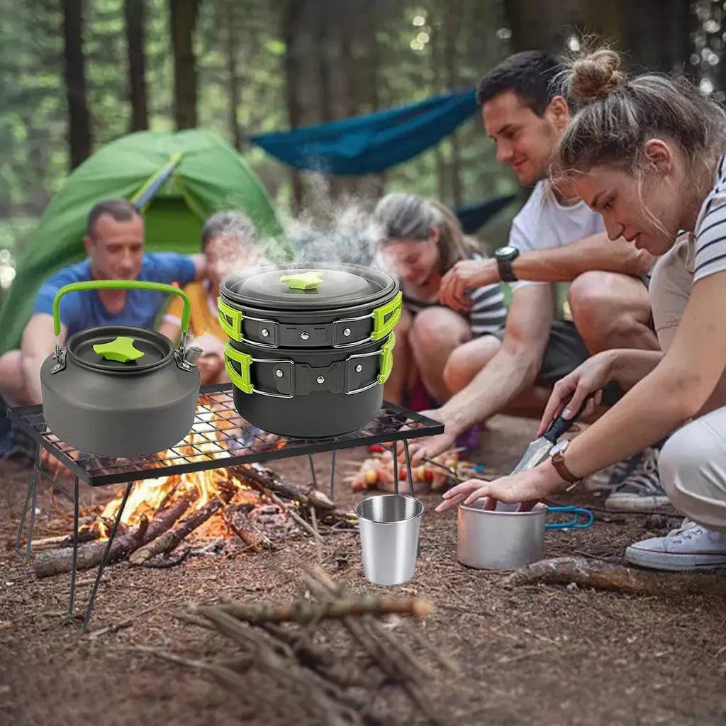 Compact Outdoor Camping Cookware Set With Foldable Cutlery