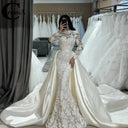 Flattering Lace Mermaid Dress For Brides