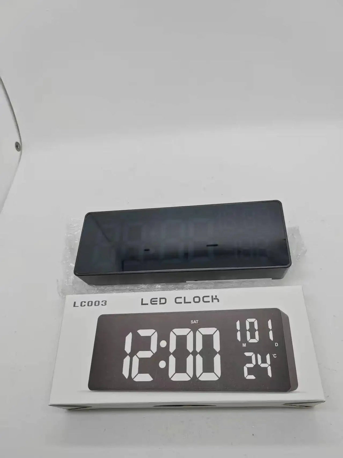 Discreet Clock Camera for Home Security — product view 10