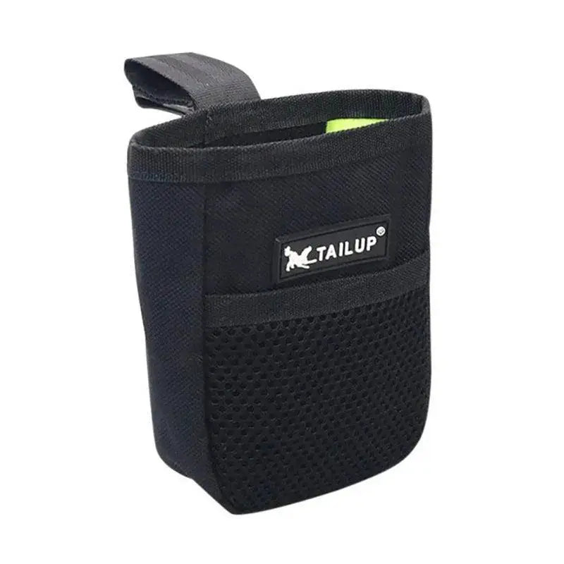 Keeps Treats Within Reach Training Pouch — product view 9