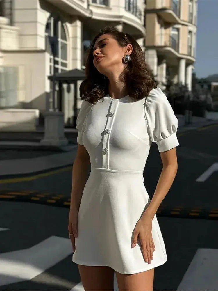 Doll Collar Mini Dress for Elegant Summer Fashion Trends